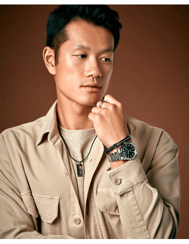 Collar Magnum de piel negra con placa...